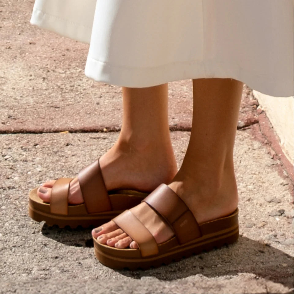 Reef Women's Cushion Vista Hi Sandal